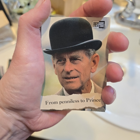 Royal Family Trading Cards Collection - Picture 5 of 13